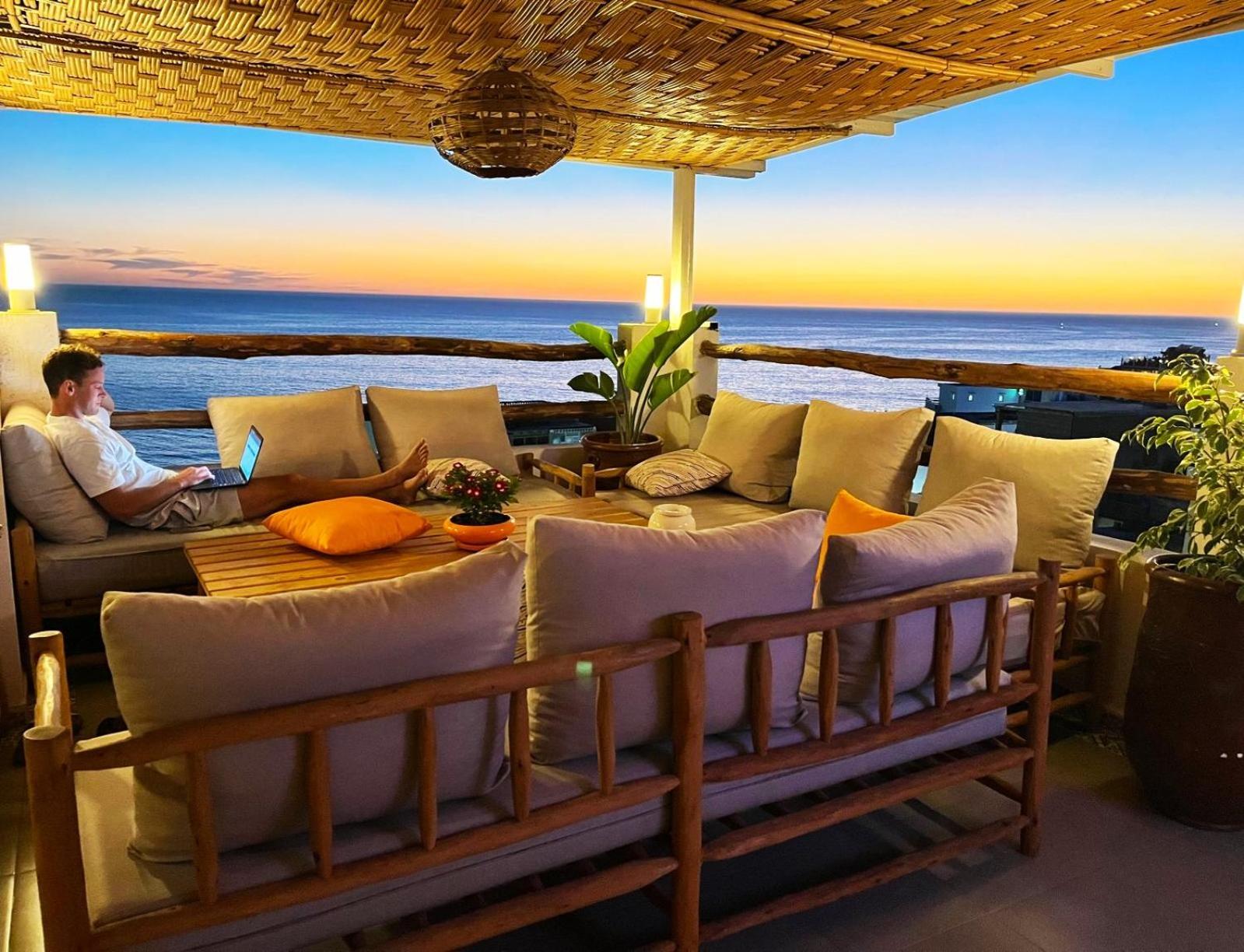 Bigblue Surf Hostel & Coworking Space - Taghazout (Adults Only) Azazoul Екстер'єр фото